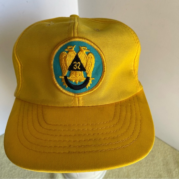 I Y K Y K.                                                                  H050 - Picture 3 of 6